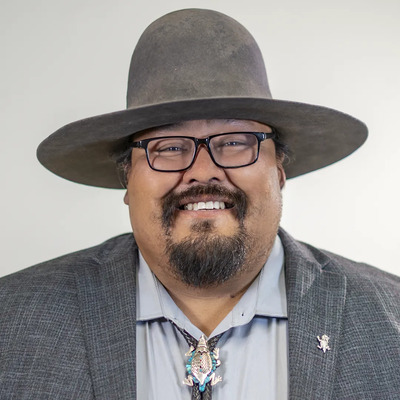 Headshot of Brett Isaac